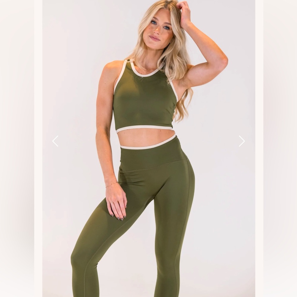 Salt Project Olive Cream Sculpt Borderline Sports Bra Athletic Crop Tank Top NWT - Picture 3 of 11